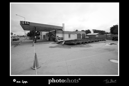 Garage with 'popped' forecourt, Bexley, Wed 8th Sept 2010.